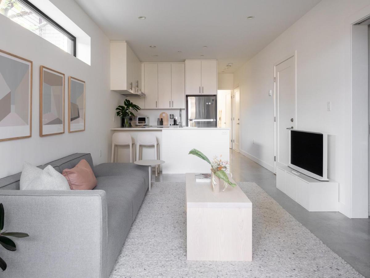 Welcome To Kinn Apartment - Lovely One Bedroom Vancouver Zewnętrze zdjęcie