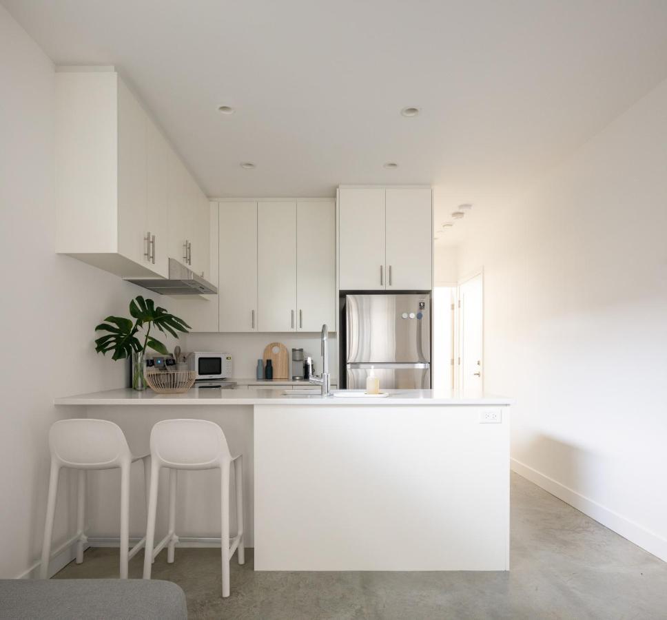 Welcome To Kinn Apartment - Lovely One Bedroom Vancouver Zewnętrze zdjęcie